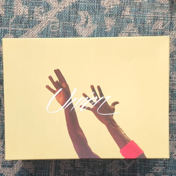 Jordan Pink and Blue Sneakers - Picture 9 of 9